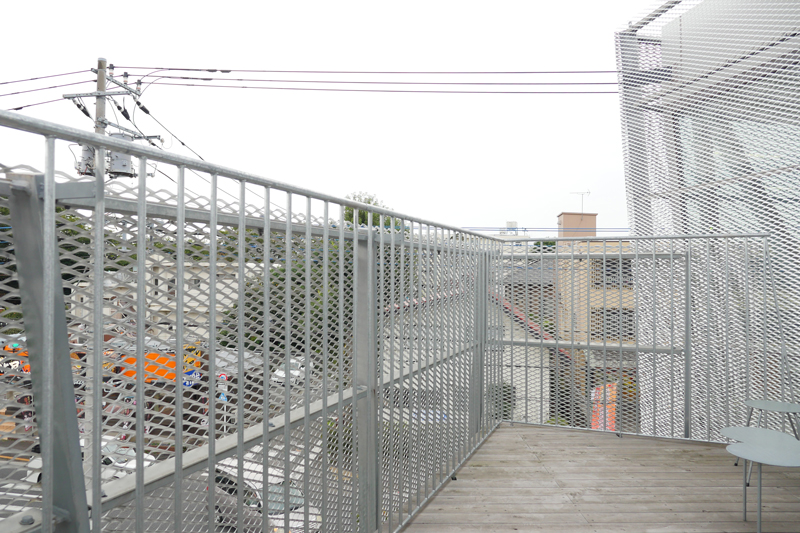 なかまちテラス 小平市立仲町公民館・仲町図書館テラス