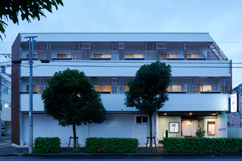 夕景外観｜空室対策｜一棟まるごとフルリノベーション｜賃貸マンション経営｜マンションリノベーションデザイン設計｜デザイナーズ賃貸