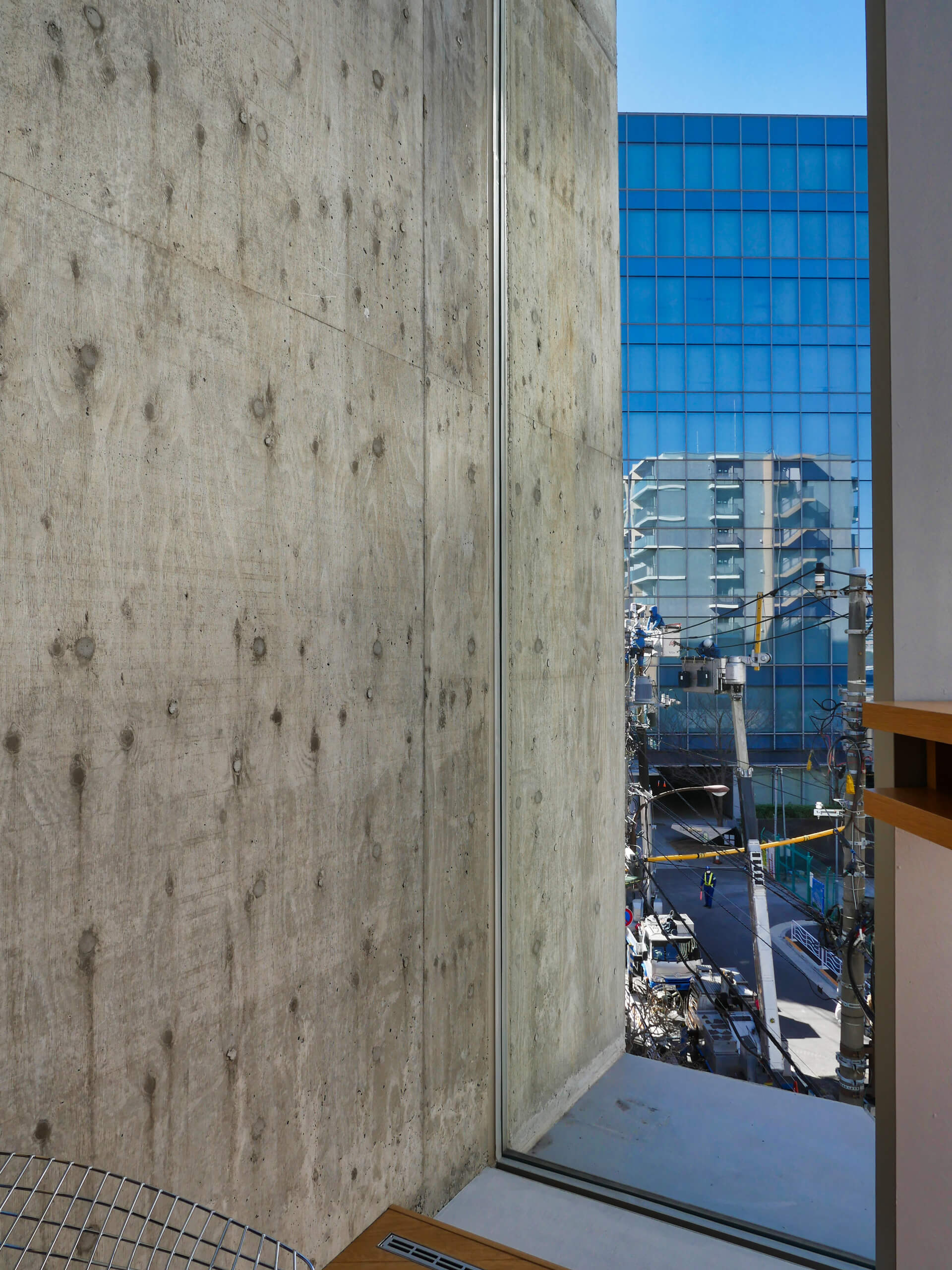 大東建託賃貸住宅未来展示場ROOFLAG　場所：東京都江東区東雲一丁目4-1　設計：マウントフジアーキテクツスタジオ/アラップ　施工：東急建設