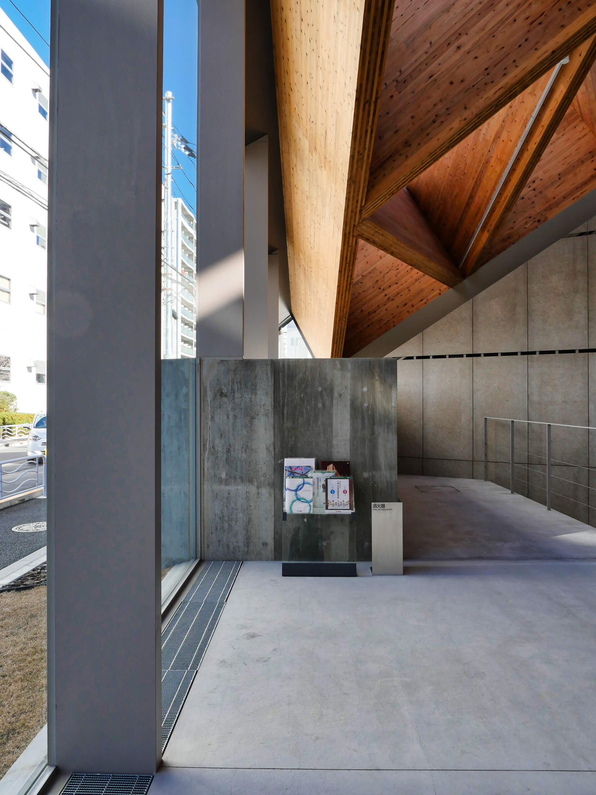 大東建託賃貸住宅未来展示場ROOFLAG　場所：東京都江東区東雲一丁目4-1　設計：マウントフジアーキテクツスタジオ/アラップ　施工：東急建設