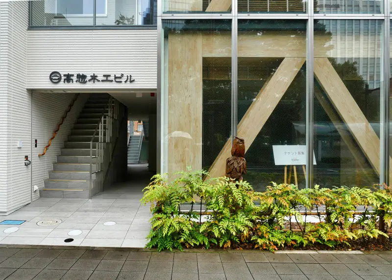 宮城県の有名建築：高惣木工ビル：日本初の製材による純木造７階建て事務所ビル