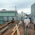 【建築家による高級賃貸】新宿区市ヶ谷デザイナーズマンション設計監理｜着工179日目　資産価値を左右する屋上配筋検査と、専門家3者による品質管理体制