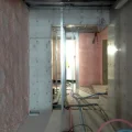 【建築家による高級賃貸】新宿区市ヶ谷デザイナーズマンション設計監理｜着工210日目　バルコニーの生活感を隠す、美観と資産価値を守る設計術