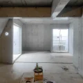 【建築家による高級賃貸】新宿区市ヶ-谷デザイナーズマンション設計監理｜着工200日目　事業性を損なわず1階の価値を最大化するトップライト設計
