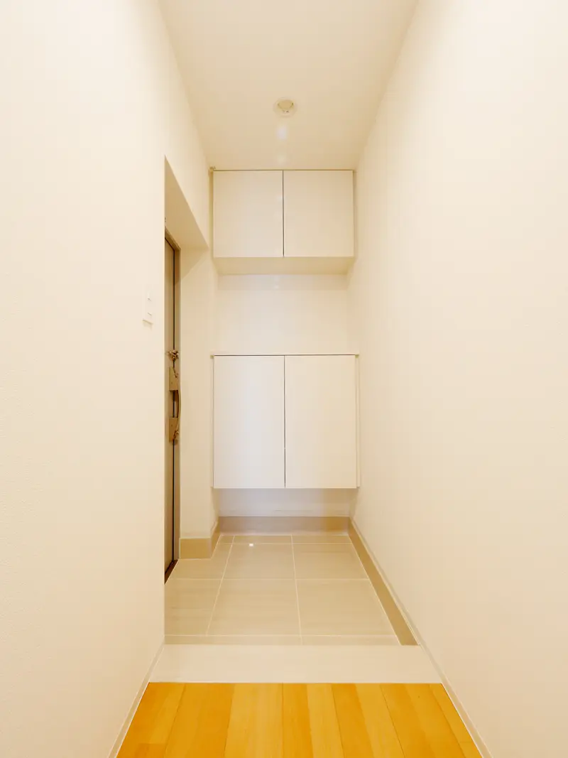 F号室玄関｜新築コンクリート打放しデザイナーズマンション　新宿区市ヶ谷　タイプFのご紹介建設事例です。