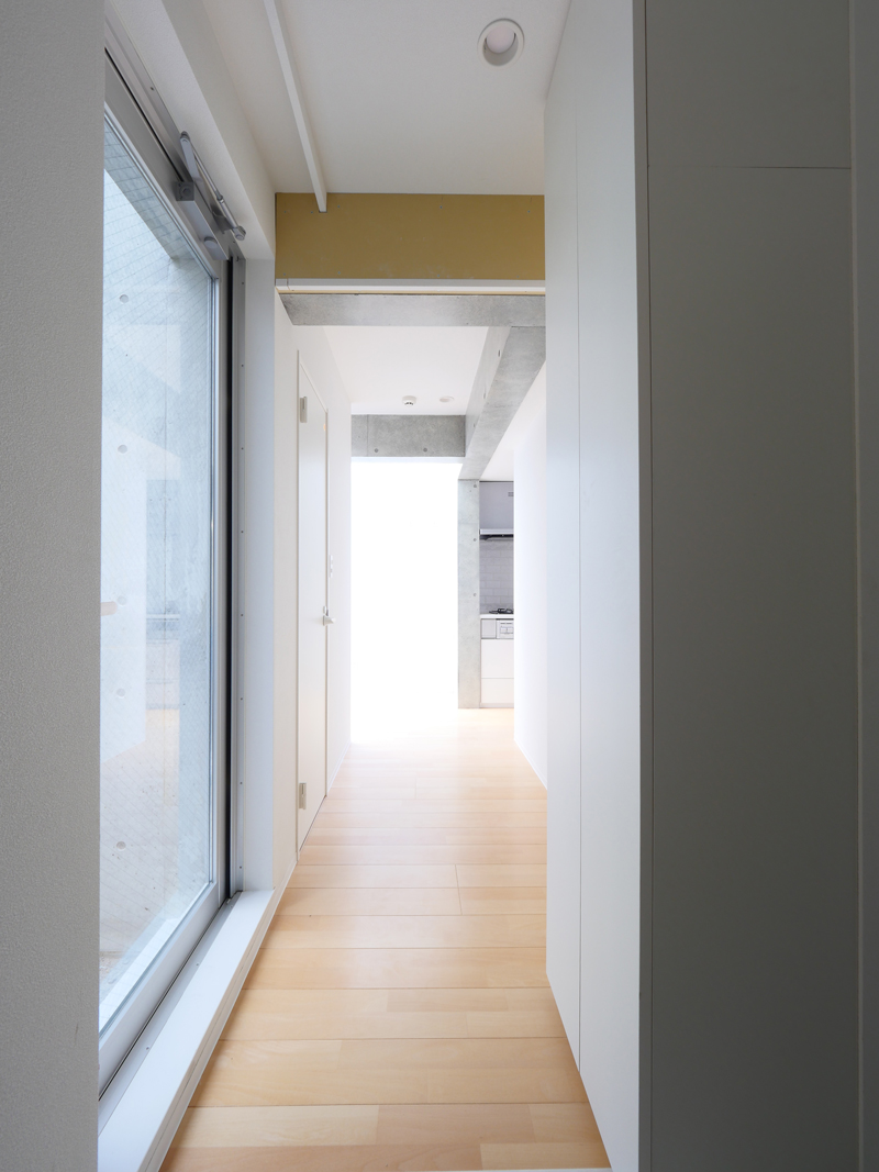 101号室玄関２｜新築コンクリート打放しデザイナーズマンション　新宿区市ヶ谷　１０１号室のご紹介建設事例です。