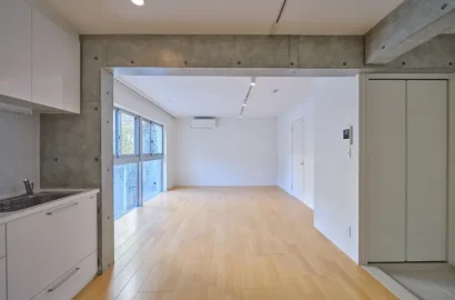 コンクリート打放しデザイナーズマンション｜新宿区市ヶ谷｜コントゥール市ヶ谷歌坂