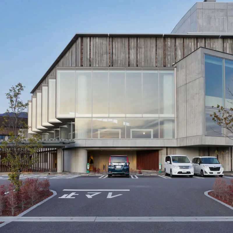 上田市立交流文化芸術センター・上田市立美術館サントミューゼ