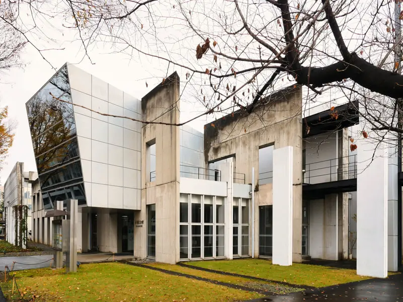 芝浦工業大学斎藤記念館｜埼玉県の有名建築｜住宅/ビル/マンション設計者の建もの探訪