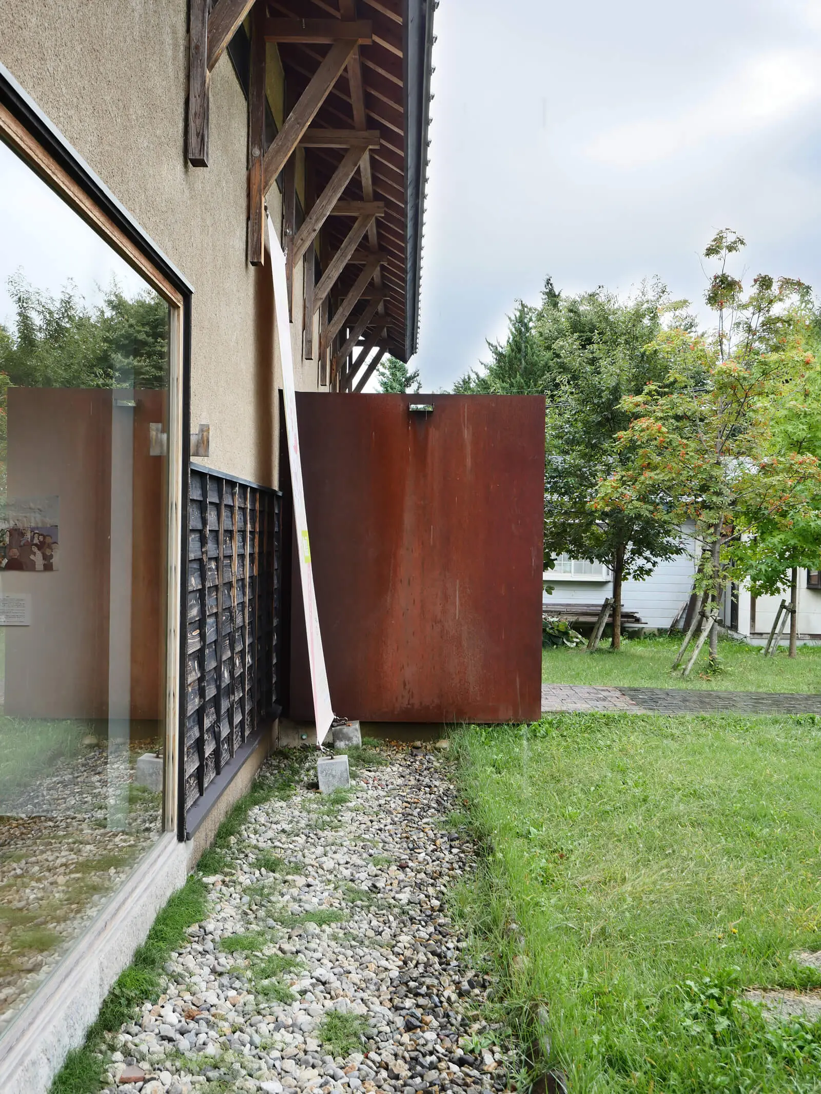 はじまりの美術館|西入口|福島県の有名建築