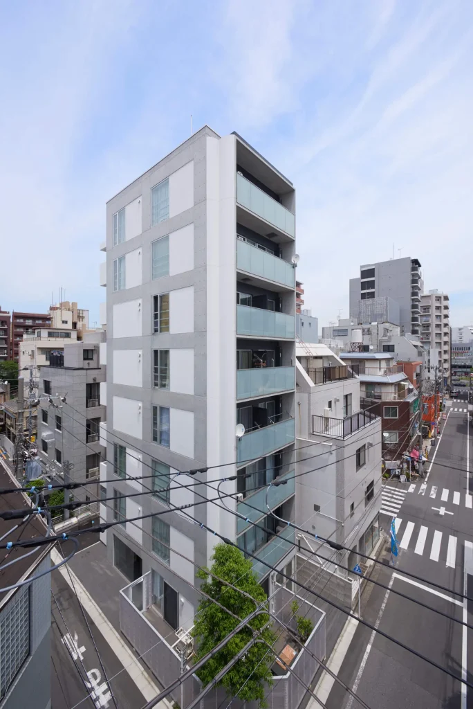 鉄筋コンクリート8階建てデザイナーズ賃貸マンション 純ラーメン構造
