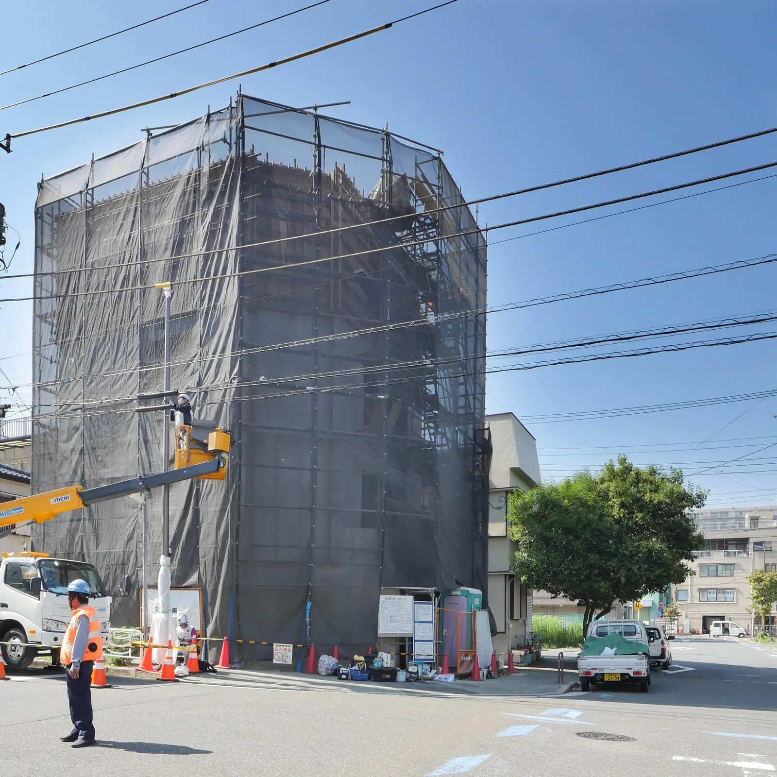 江東区潮見一丁目 RC造4階建てオフィスビル建設現場｜4階型枠完了時の南東側外観